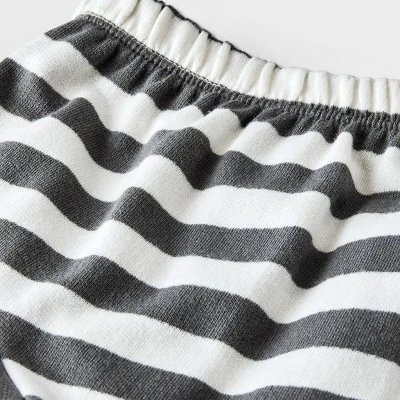 Baby 2pc 'Itsy Bitsy' Sweatshirt & Bottom Set - Cat & Jack™ Gray 3 Baby 2pc 'Itsy Bitsy' Sweatshirt & Bottom Set - Cat & Jack™ Gray - Image 3