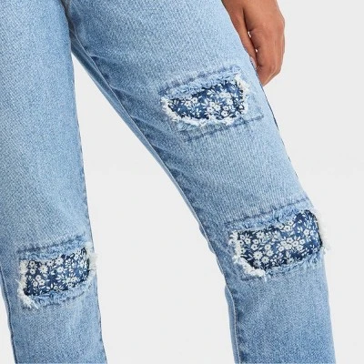 Girls' High-Rise Destructed Super Stretch Skinny Jeans - Cat & Jack™ Light Wash 4 Girls' High-Rise Destructed Super Stretch Skinny Jeans - Cat & Jack™ Light Wash - Image 4