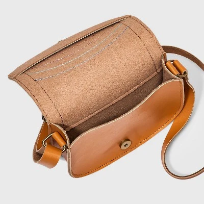 Girls' Rainbow Saddle Crossbody Bag - Cat & Jack™ Brown 2 Girls' Rainbow Saddle Crossbody Bag - Cat & Jack™ Brown - Image 2