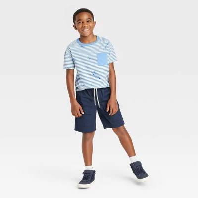 Boys' Twill Pull-On 'At The Knee' Cargo Shorts - Cat & Jack™ 2 Boys' Twill Pull-On 'At The Knee' Cargo Shorts - Cat & Jack™ - Image 2